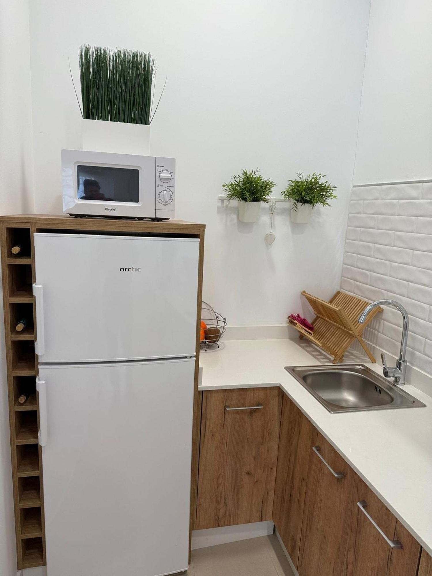 Apartamento Turistico Leo Baena Exterior foto